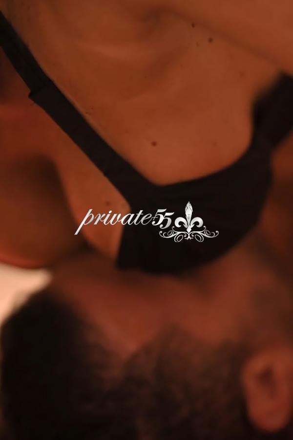 Public photo 4 of Lara Vitória