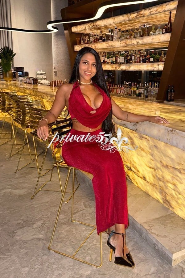 Public photo 15 of Bruna Mello