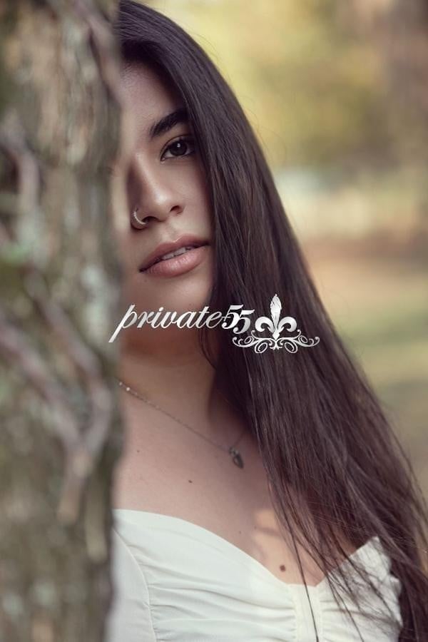 Public photo 8 of Isabella Montclair