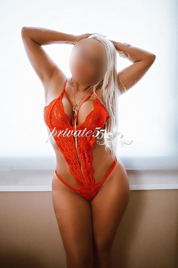 Public photo 18 of Branca Leticia