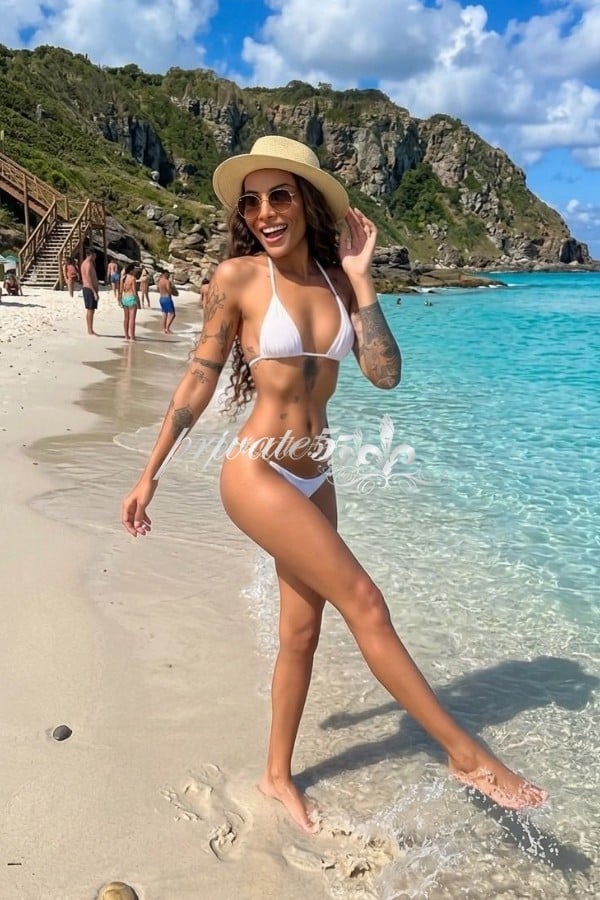 Public photo 25 of Anastácia Louise
