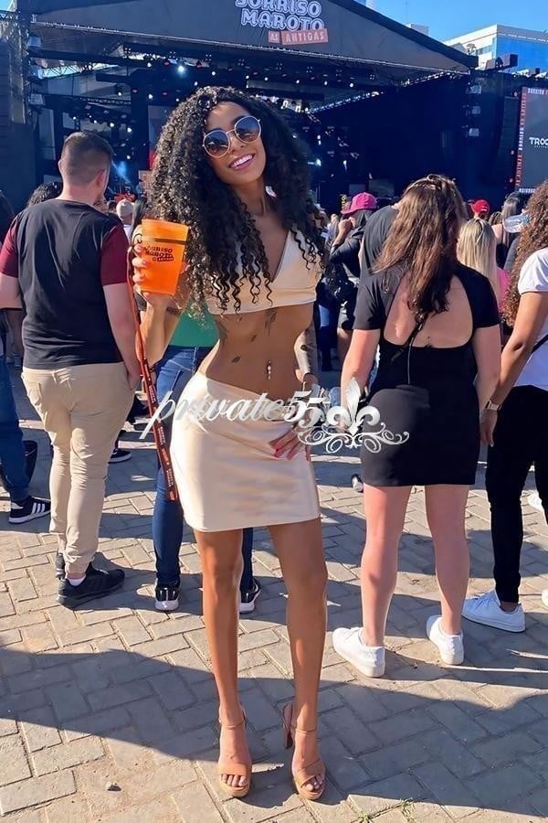 Public photo 19 of Anastácia Louise