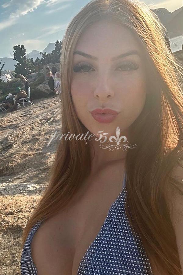 Public photo 8 of Anne Mel