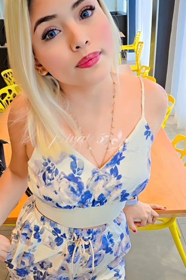 Public photo 7 of Sofia Lemos