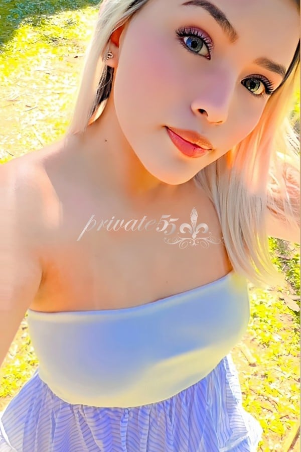 Public photo 3 of Sofia Lemos