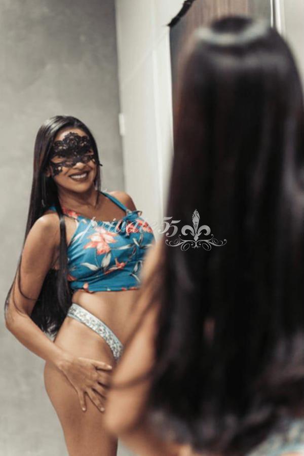 Public photo 8 of Gatinha Timida
