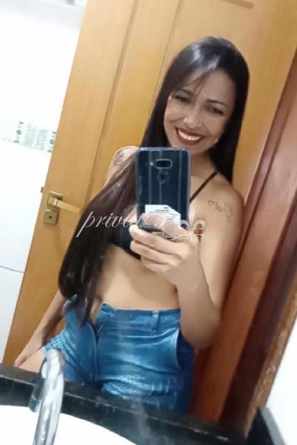 Public photo 2 of Gatinha Timida