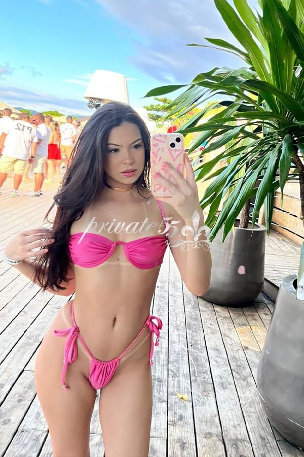 Public photo 2 of Luna Novinha