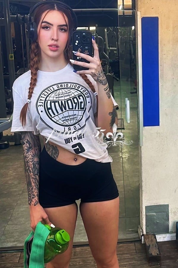 Public photo 9 of Loirinha Tímida