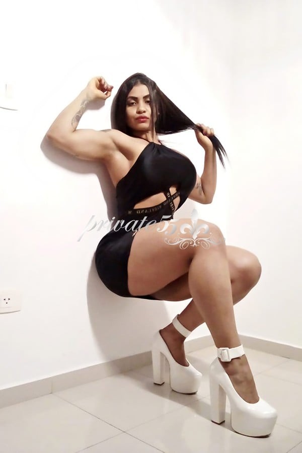 Gabi Torres, garota de programa, foto 2
