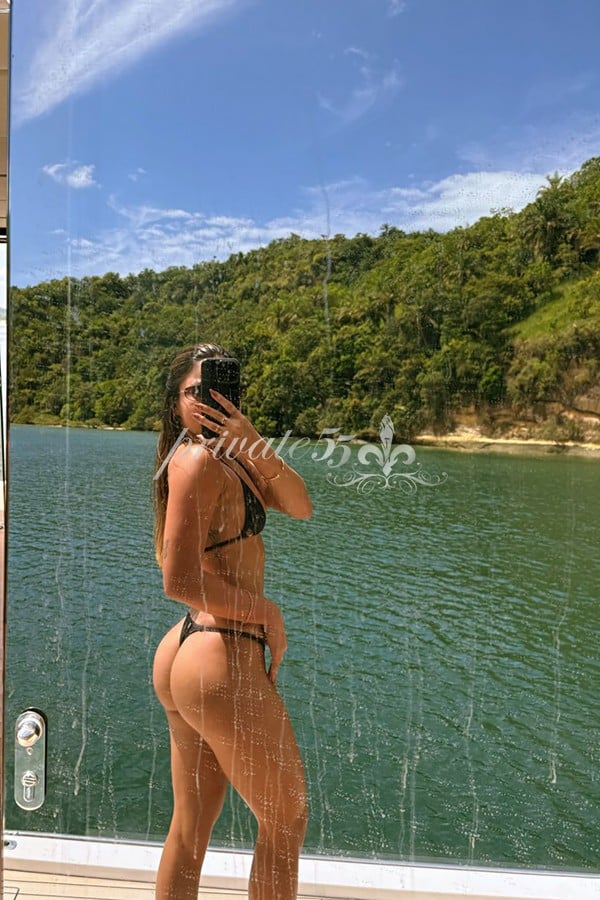 Public photo 8 of Pérola Martins