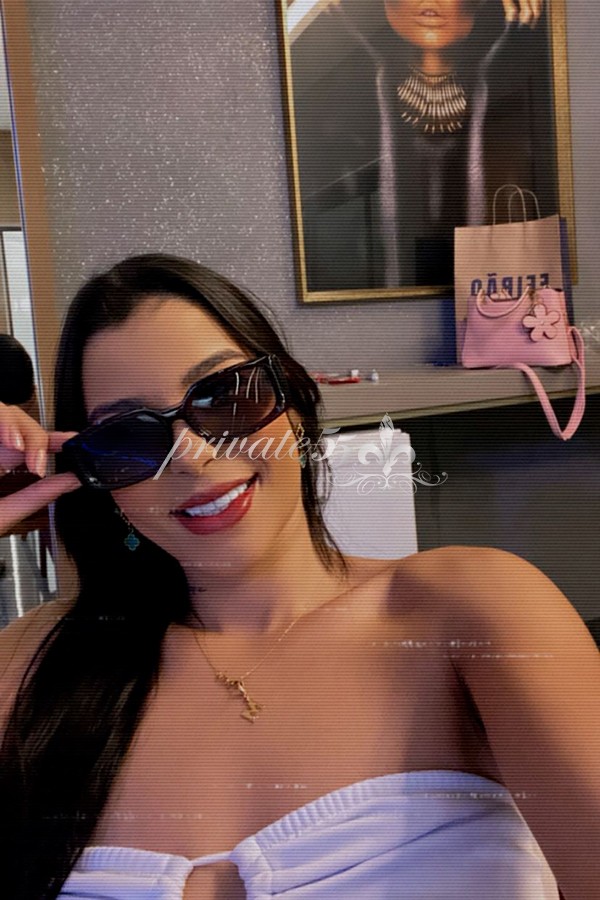 Public photo 3 of Byanka Bastos