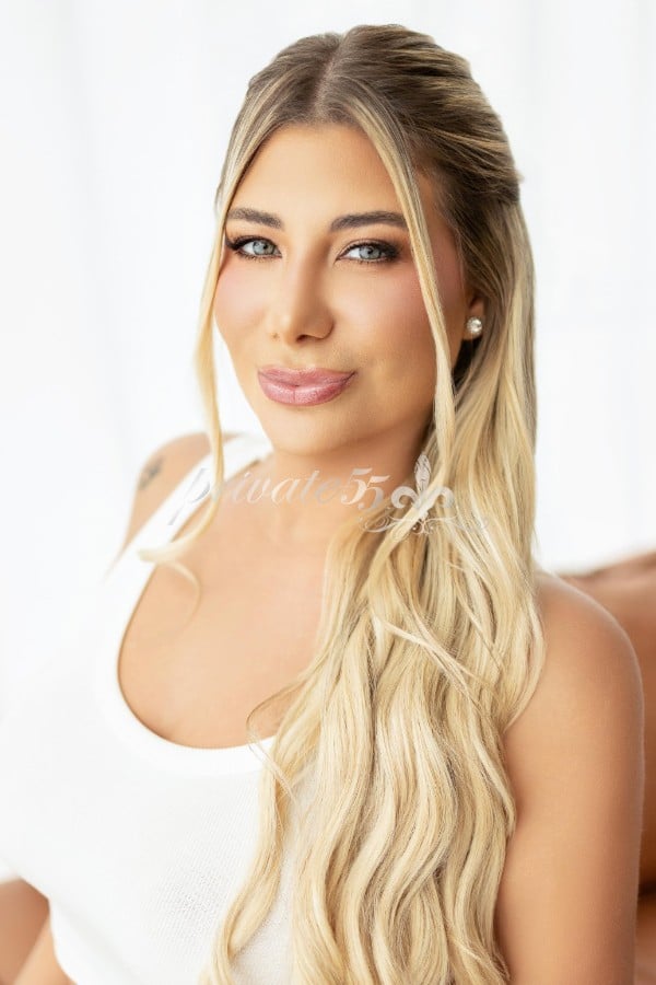 Aurora Laurent, garota de programa, foto 6