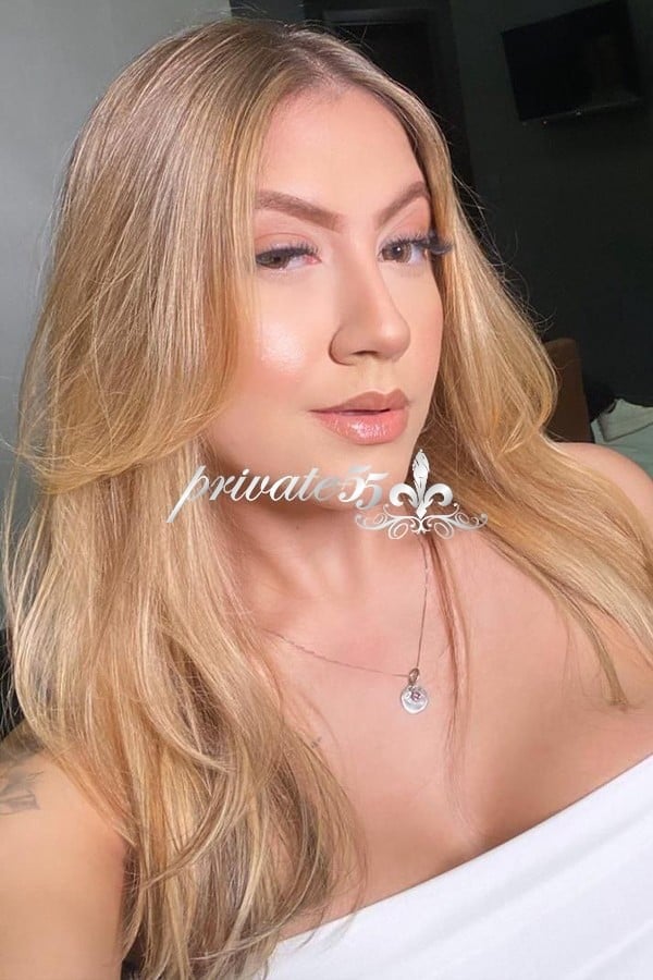 Public photo 6 of Lara Monetti
