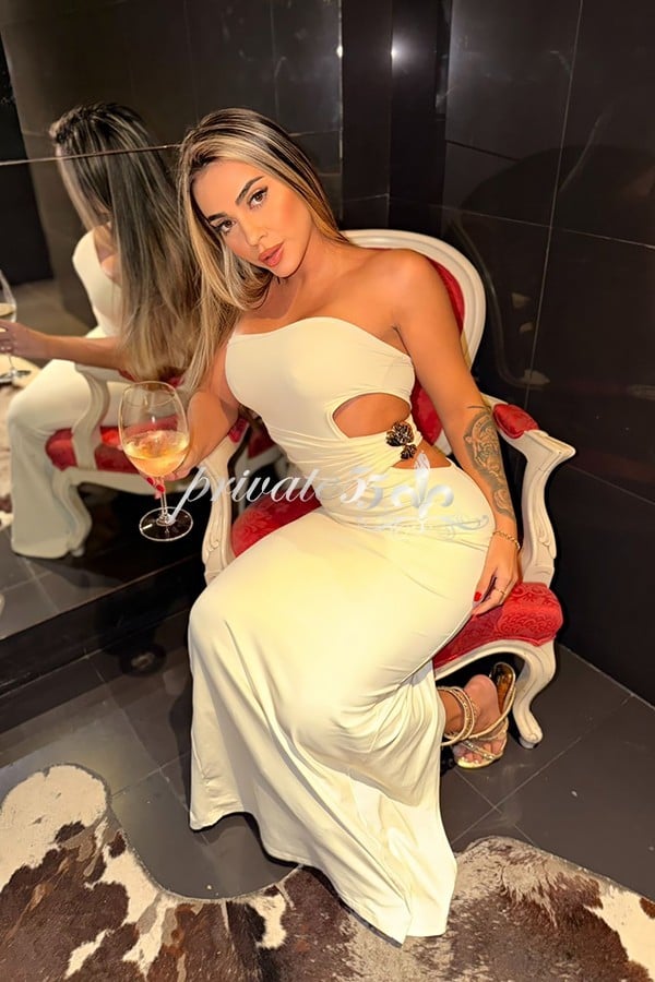 Public photo 6 of Gabi Ferrari