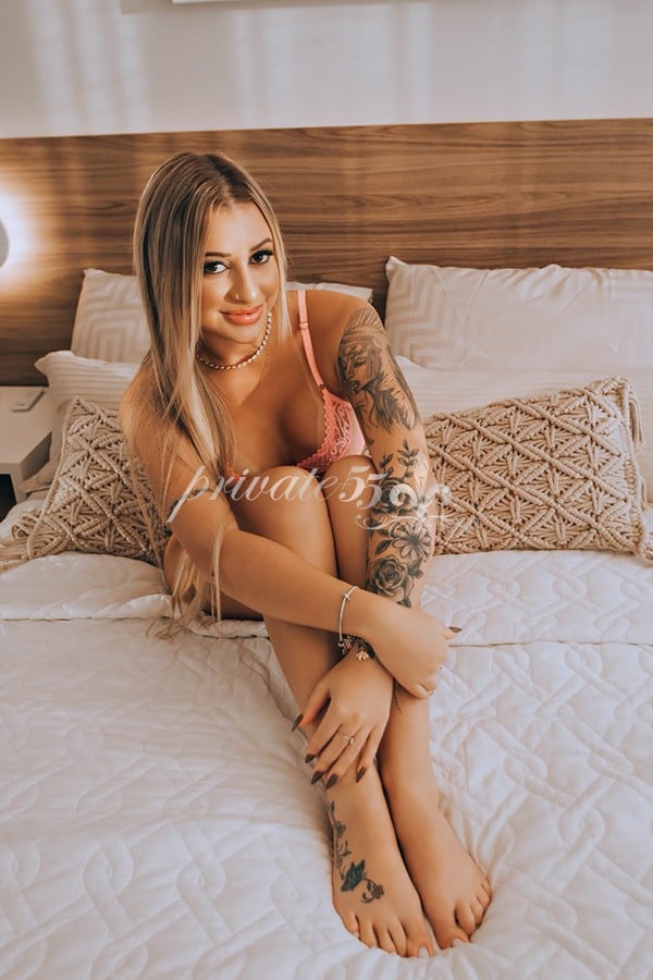 Luiza Vegas companion in Porto Alegre - RS