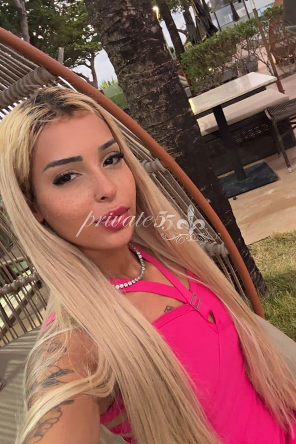 Public photo 11 of Melissa Rafalla