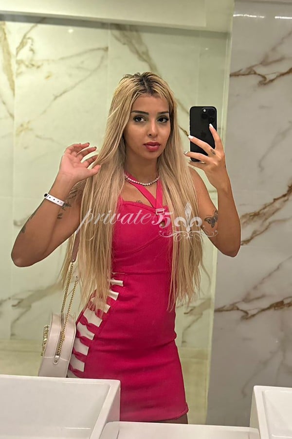 Public photo 10 of Melissa Rafalla