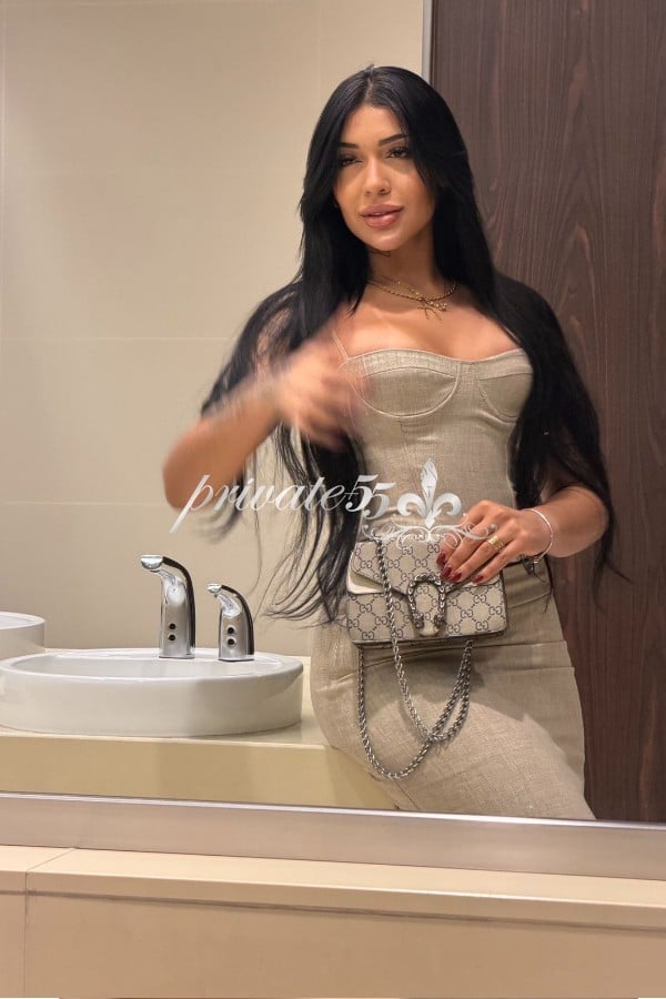 Public photo 16 of Emanuelle  Matos