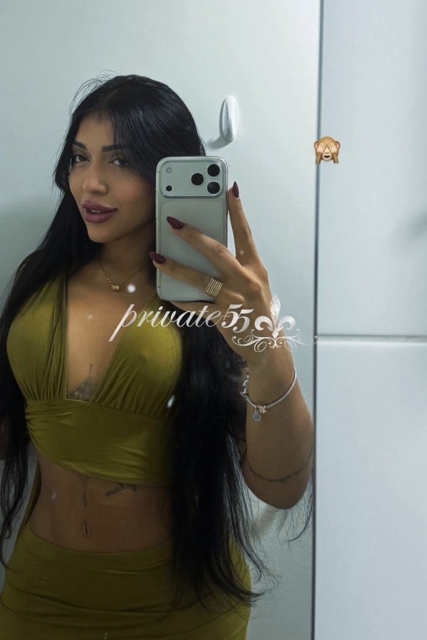 Public photo 4 of Emanuelle  Matos