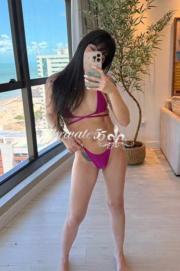 Public photo 15 of Brisa Lins