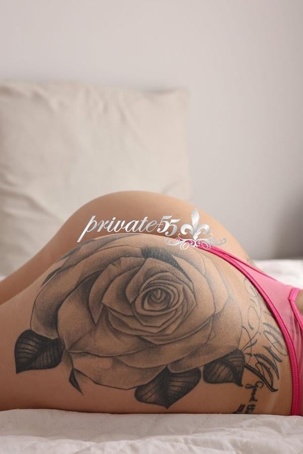 Public photo 12 of Brisa Lins