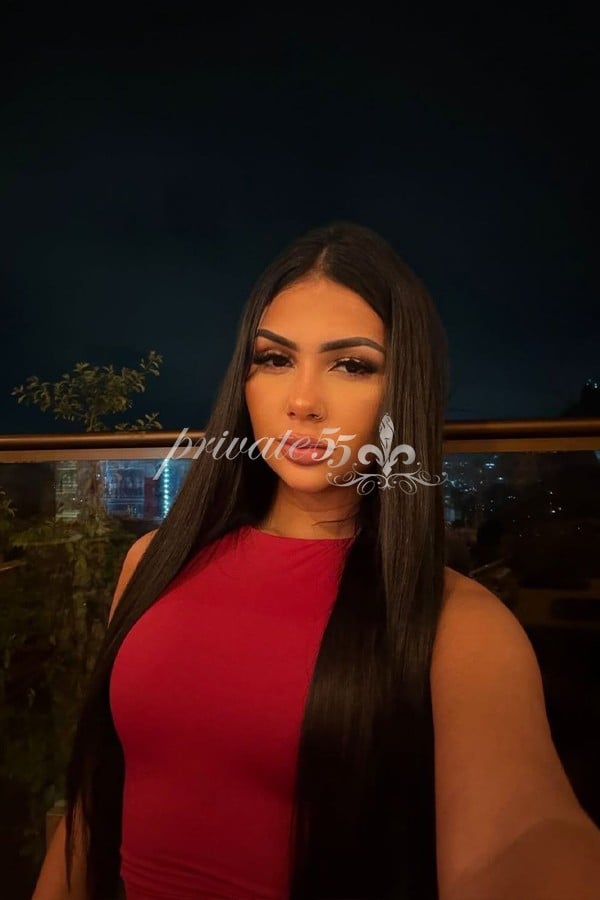 Public photo 6 of Clara Silva