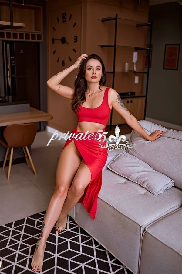 Public photo 2 of Marcella Mendes