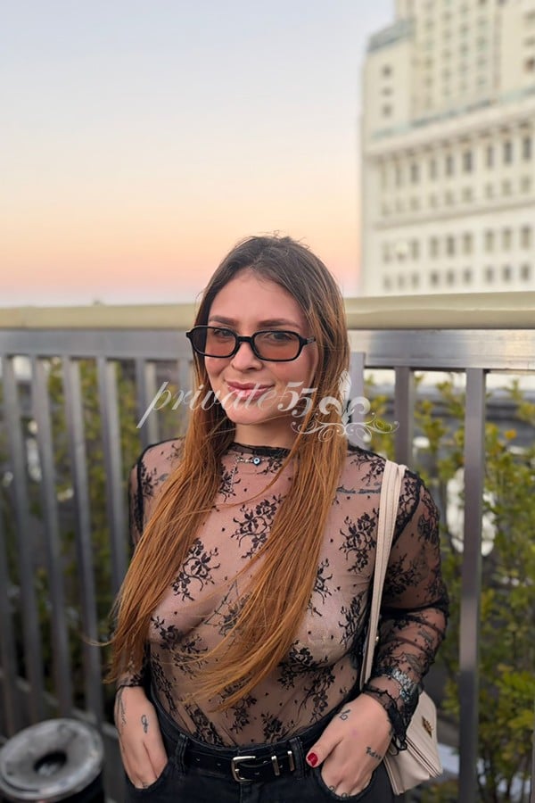 Lara Ruiva acompañante en Balneário Camboriú - SC