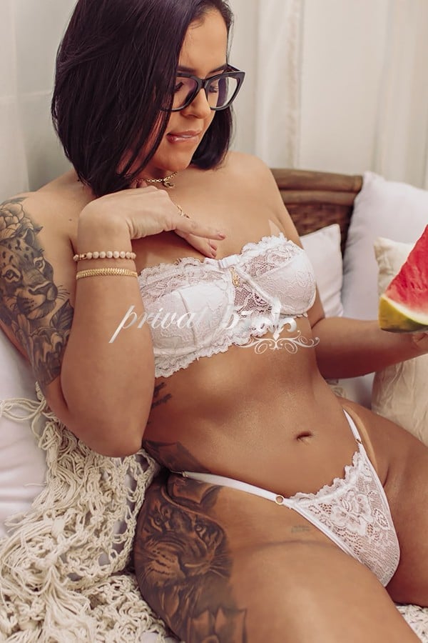 Vitória Souza, acompanhante, foto 4