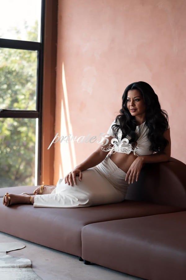 Luna Leão, garota de programa, foto 6