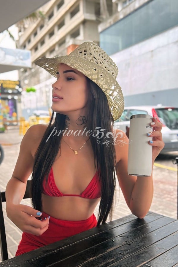 Public photo 5 of Vitória  Muniz