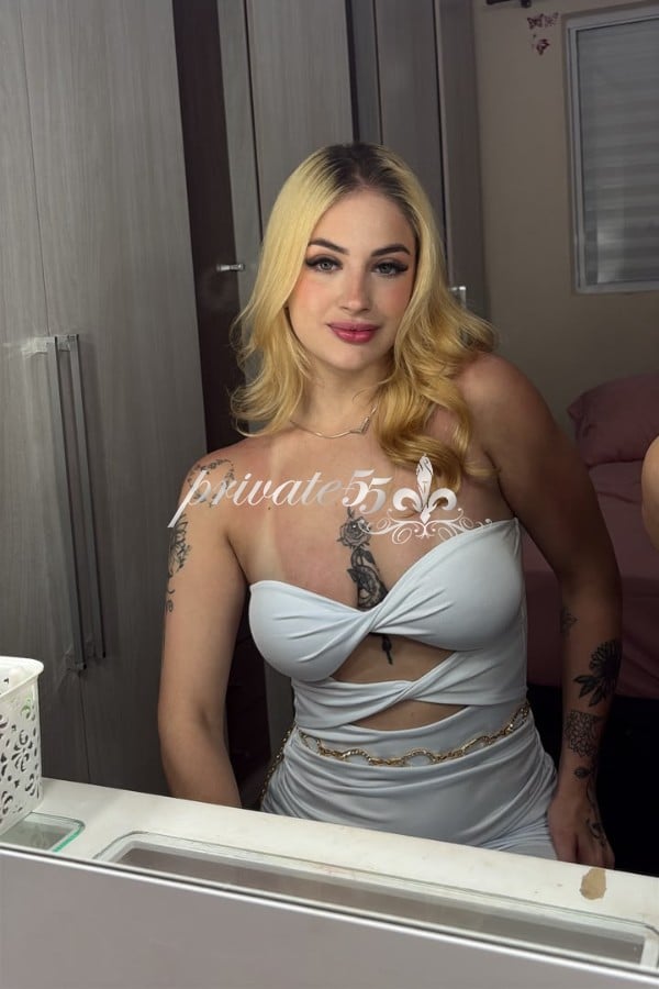 Public photo 4 of Yasmin Priv