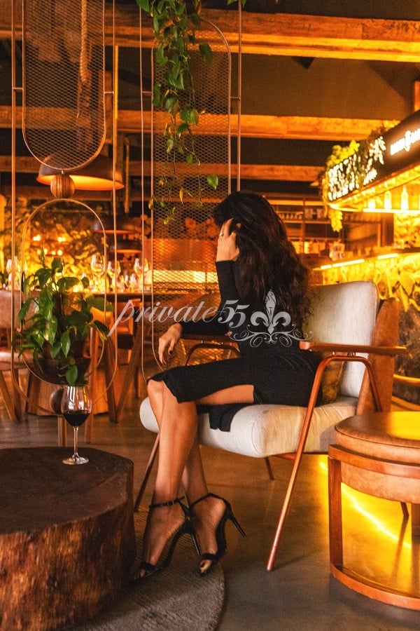 Public photo 14 of Gabriela Medeiros