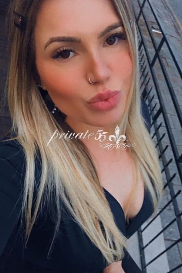 Public photo 3 of Laura  Bugatti