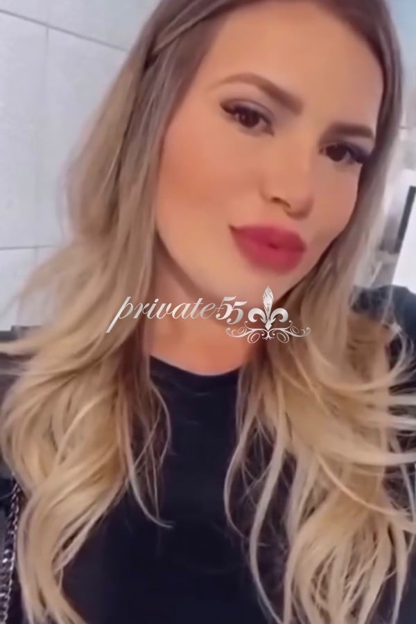 Public photo 2 of Laura  Bugatti