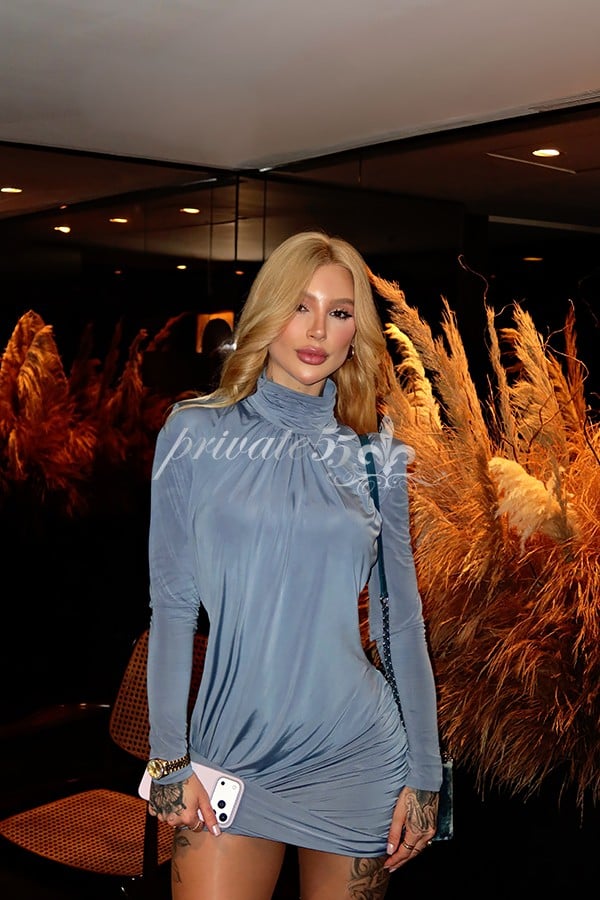 Public photo 15 of Sofi Alves