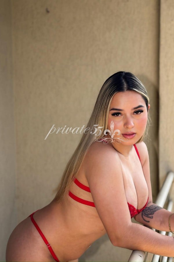 Public photo 7 of Dani Rios