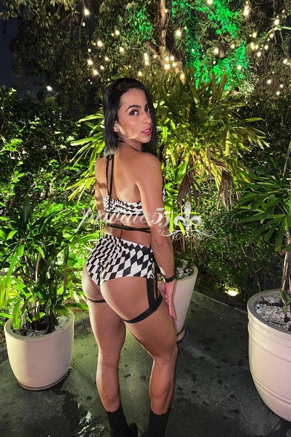 Public photo 21 of Eva Bellini