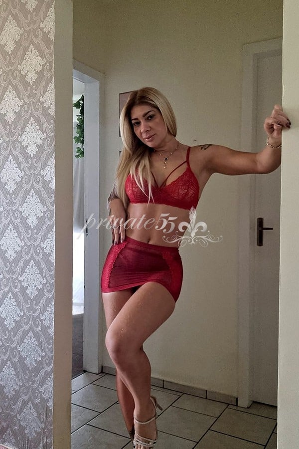 Tami Polaka, garota de programa, foto 2