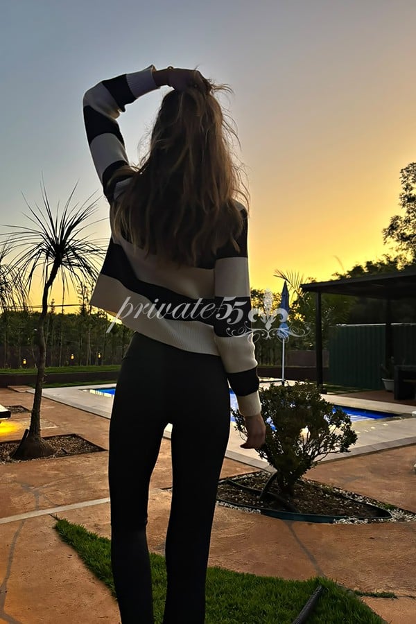 Public photo 19 of Sabrina Andrade