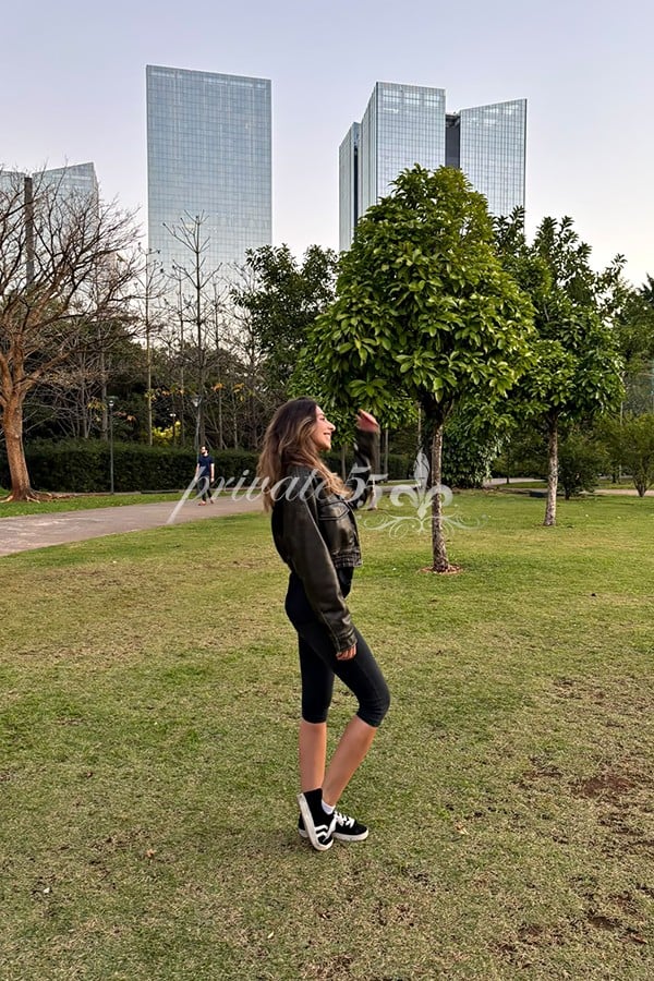 Public photo 14 of Sabrina Andrade