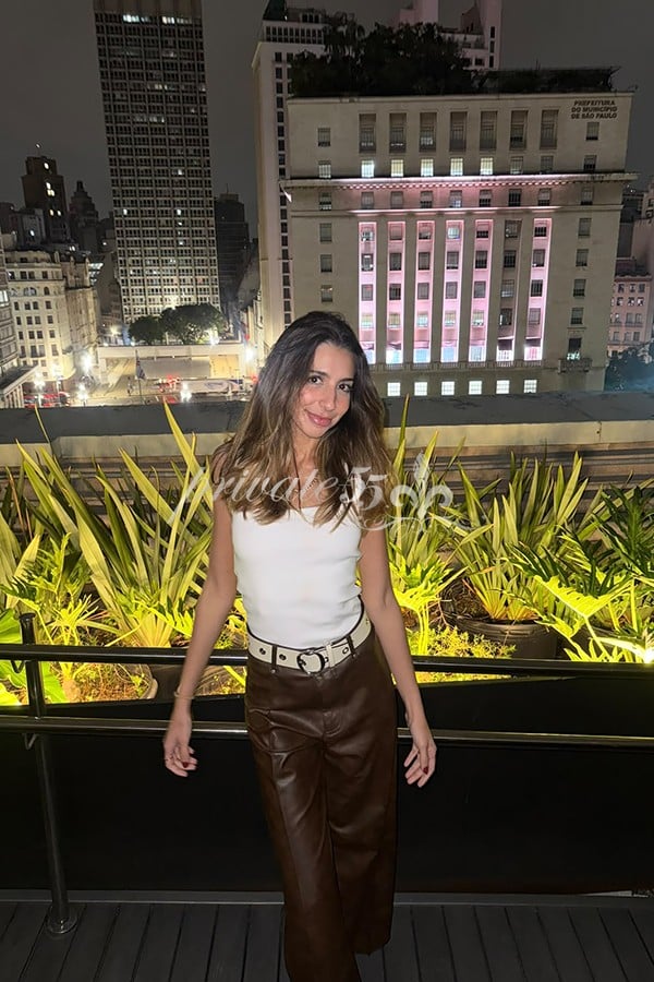 Public photo 11 of Sabrina Andrade