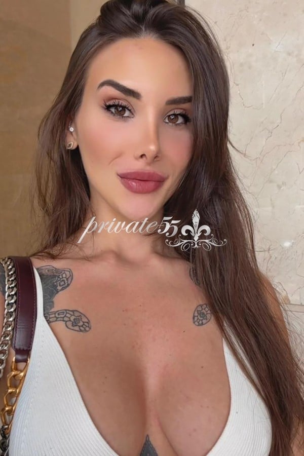 Public photo 4 of Aysha  Shi