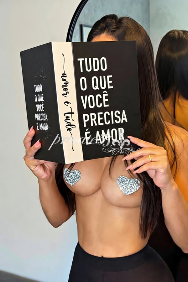 Public photo 6 of Mariana  Morena
