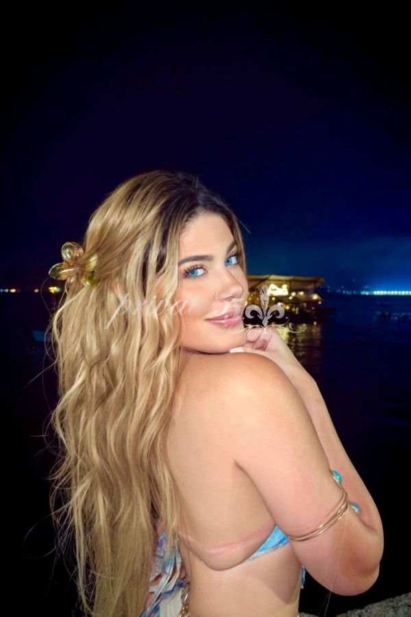 Public photo 5 of Lauren  Reis