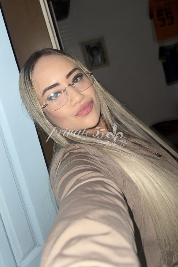 Public photo 9 of Bela  Avelar