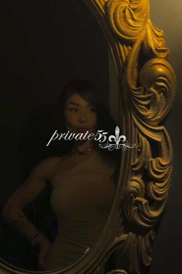 Public photo 10 of Ísis Goulart