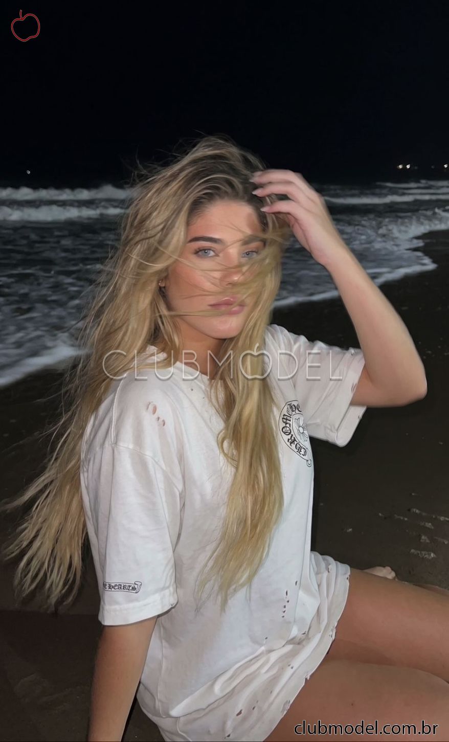 Public photo 4 of Lauren Aguiar