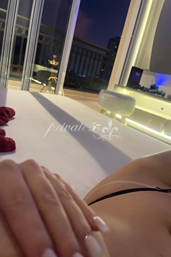 Public photo 14 of Luísa  Femme